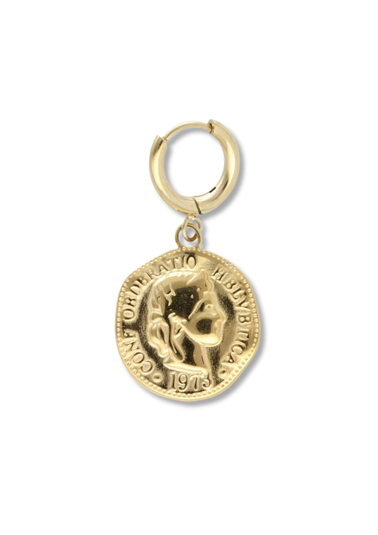 Queen Pendant